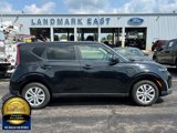 Used 2023 Kia Soul LX image 2