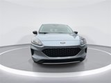 Used 2022 Ford Escape SE image 3