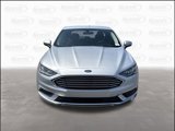 Used 2017 Ford Fusion SE image 3