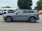 Used 2022 Volvo XC60 B5 Momentum image 5