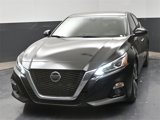 Used 2019 Nissan Altima 2.0 Platinum image 3
