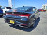 Used 2023 Hyundai Elantra SEL w/ Convenience Package image 4