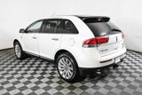 Used 2012 Lincoln MKX FWD image 3