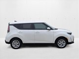 Used 2023 Kia Soul LX w/ LX Technology Package image 4