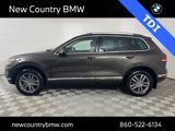 Used 2016 Volkswagen Touareg Sport image 4