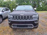 Used 2017 Jeep Grand Cherokee Limited w/ Luxury Group II image 2