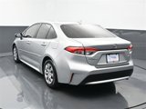 Used 2020 Toyota Corolla LE image 3