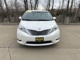 Used 2017 Toyota Sienna XLE Premium image 2