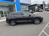 Used 2019 Volkswagen Tiguan SEL Premium image 2