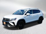 Certified 2022 Volkswagen Taos SE w/ Panoramic Sunroof Package image 3