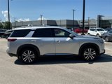 Used 2024 Nissan Pathfinder Platinum w/ Cargo Package image 4