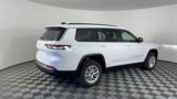 New 2025 Jeep Grand Cherokee L Laredo image 4