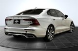 Certified 2022 Volvo S60 B5 Momentum w/ Premium Package image 2