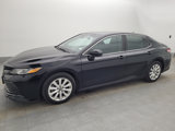 Used 2020 Toyota Camry LE image 2
