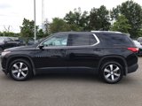 Used 2018 Chevrolet Traverse LT image 2