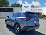 Used 2023 Nissan Rogue SV image 3