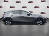 Used 2019 MAZDA MAZDA3 AWD Hatchback w/ Preferred Pkg image 4