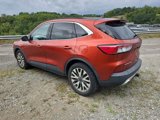 Used 2020 Ford Escape Titanium image 3