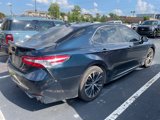 Used 2020 Toyota Camry SE image 2