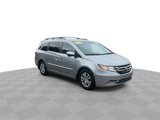 Used 2017 Honda Odyssey SE image 2