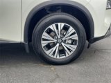 Used 2021 Nissan Rogue SV image 5
