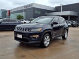 Used 2018 Jeep Compass Latitude w/ Popular Equipment Group image 2