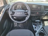 Used 2024 Kia Niro LX image 4