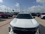 Used 2024 Chevrolet Trax RS w/ Sunroof Package image 2