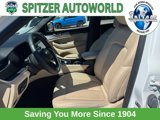 Used 2023 Jeep Grand Cherokee Limited image 4