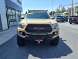Used 2019 Toyota Tacoma TRD Off-Road image 3