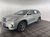 Used 2017 Toyota Highlander XLE image 4