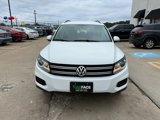 Used 2017 Volkswagen Tiguan Limited w/ Premium Package image 2