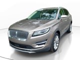 Used 2019 Lincoln MKC Select w/ Select Plus Package image 3