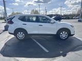 Used 2018 Nissan Rogue S image 3