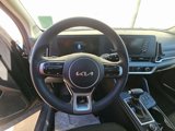 Used 2023 Kia Sportage LX image 2