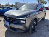 Used 2025 Nissan Kicks SR image 3