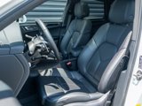 Certified 2025 Porsche Macan image 5