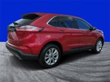 Certified 2022 Ford Edge Titanium image 3