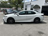 Used 2021 Toyota Camry SE image 6