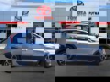 Used 2023 Kia Niro EX image 3