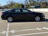 Used 2019 Chevrolet Malibu LT image 2