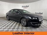 Used 2020 Lincoln MKZ image 4
