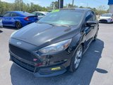 Used 2017 Ford Focus ST image 4