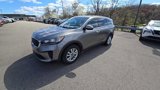 Used 2019 Kia Sorento LX w/ LX Convenience Package image 2
