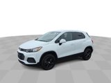 Certified 2022 Chevrolet Trax LS w/ Tint and Cruise Package image 4