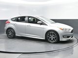 Used 2016 Ford Focus SE w/ SE Sport Package image 2