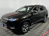 Used 2022 Jeep Compass Trailhawk w/ Trailhawk Convenience Group image 3