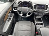 Used 2020 GMC Terrain SLE w/ Driver Convenience Package image 5
