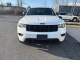 Used 2018 Jeep Grand Cherokee Laredo image 2