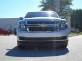 Used 2017 Chevrolet Suburban LT image 2